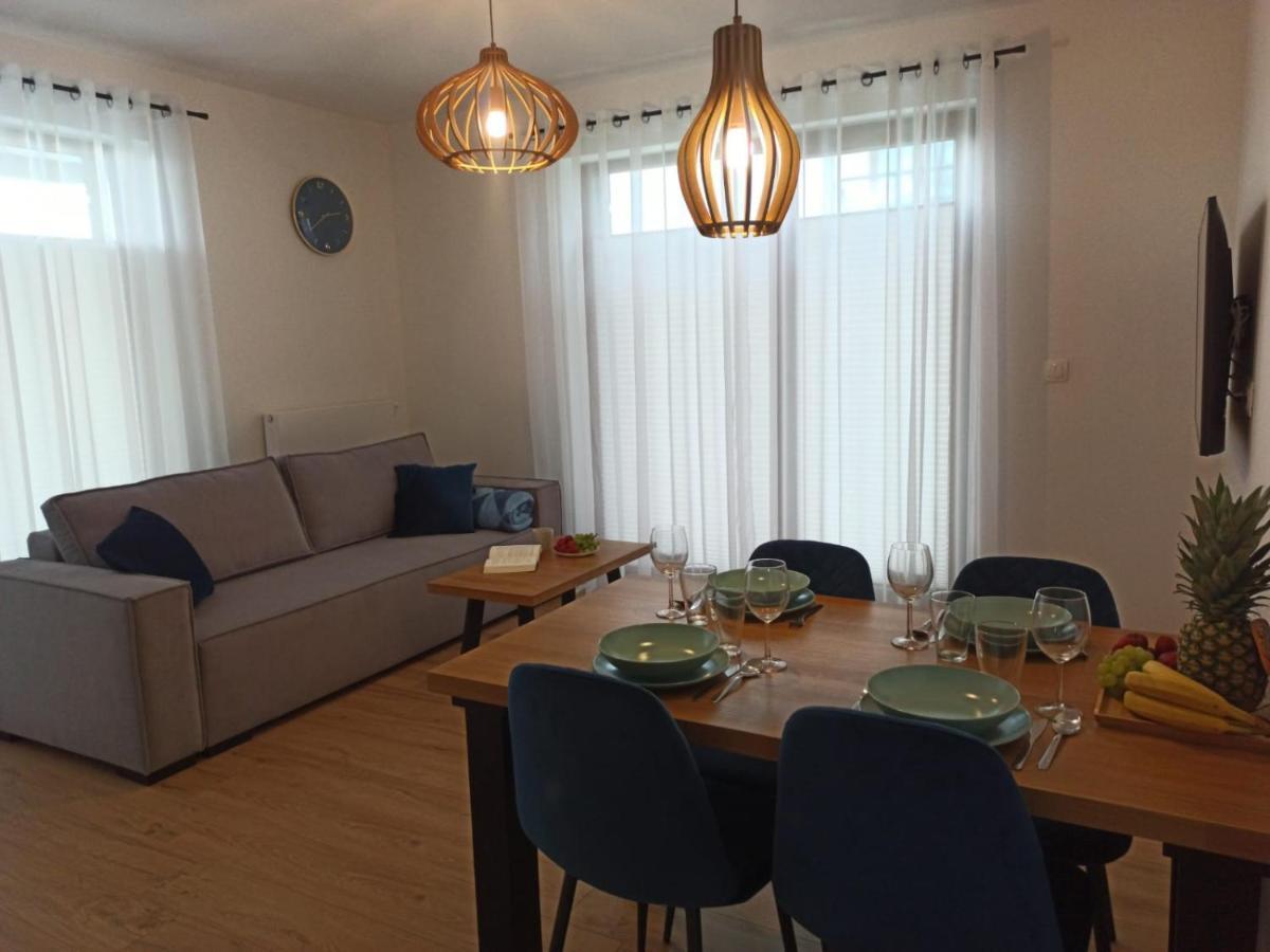 Apartamenty Rodzinne Deluxe, Suite W Budynku Baltin Сърбиново Екстериор снимка