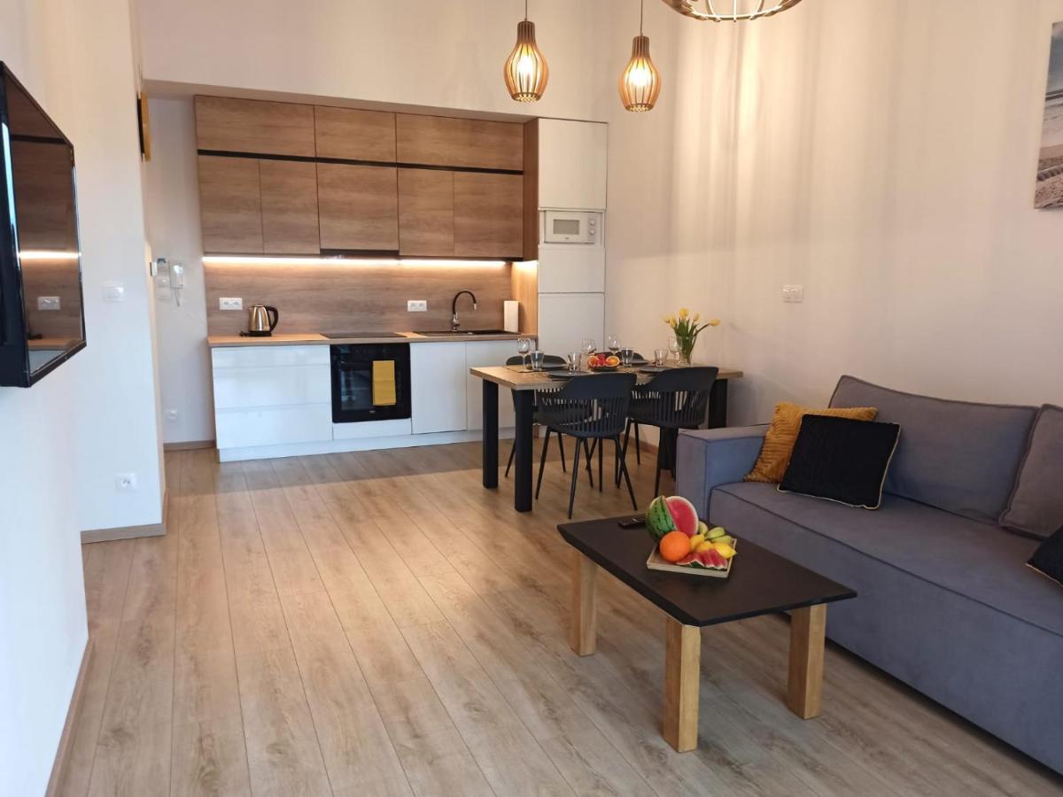 Apartamenty Rodzinne Deluxe, Suite W Budynku Baltin Сърбиново Екстериор снимка